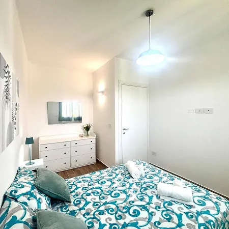 Nura's - Vent Y Mar Αλγκέρο